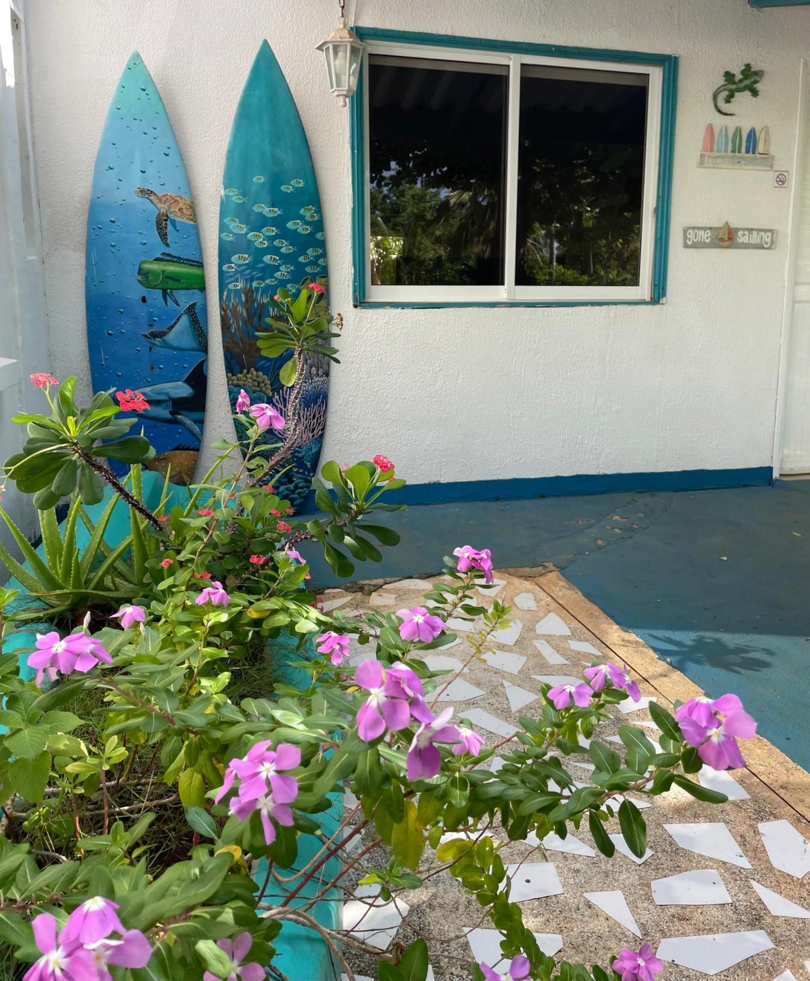 Casa De Las Flores Tropical San Andrés Exterior photo